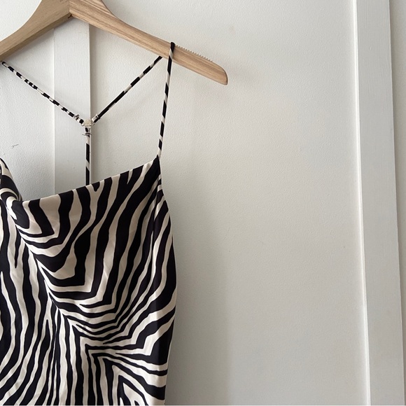 Zara Zebra Print Mini Dress Satin Finish - Size XS - Picture 11 of 11